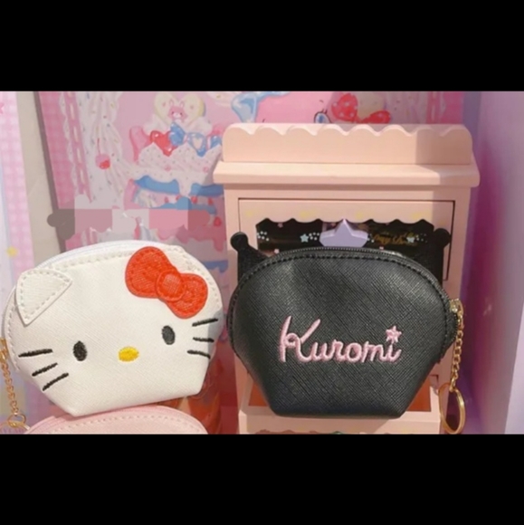 Hello Kitty Patent Bag - Picture 5 of 6